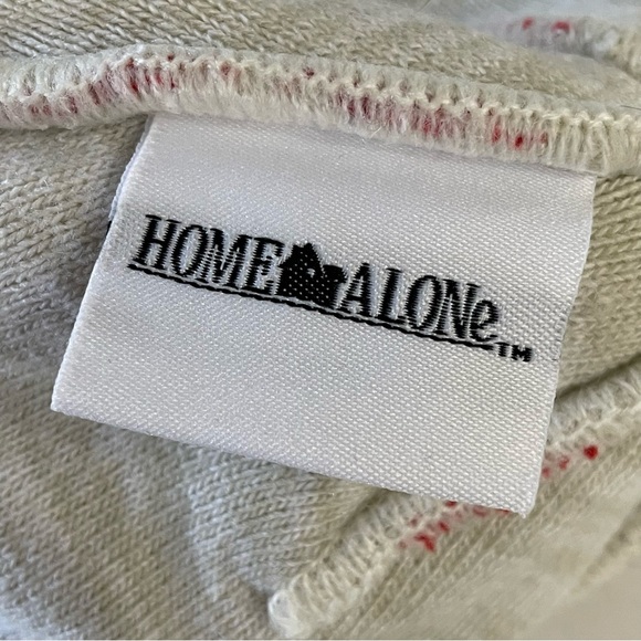 HOME ALONe Hat Beanie One Size - Picture 9 of 10